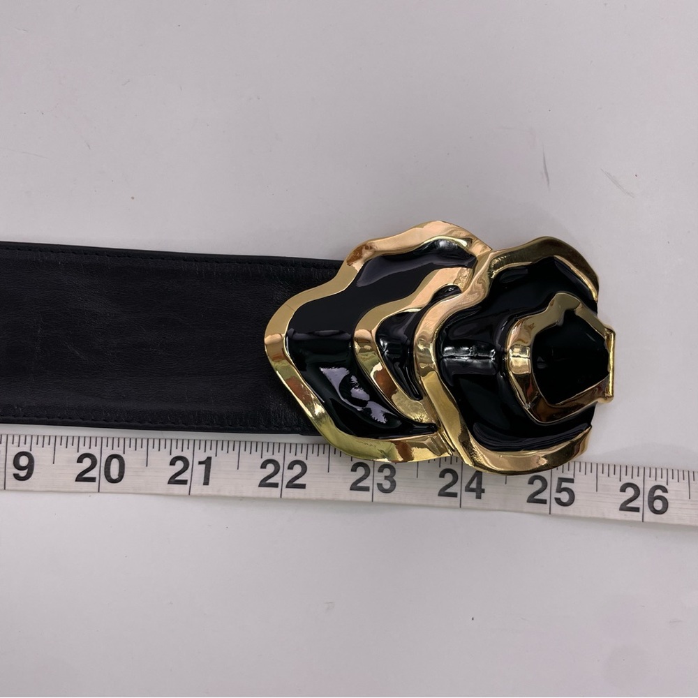 80s Black & Gold Oyster Statement Buckle Belt - Picture 10 of 15